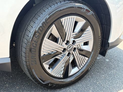 Used 2025 Nissan Murano SL AWD/4WD image 5