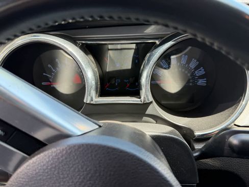 Used 2007 Ford Mustang GT RWD image 7