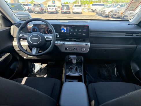 New 2026 Hyundai Kona SE FWD image 19