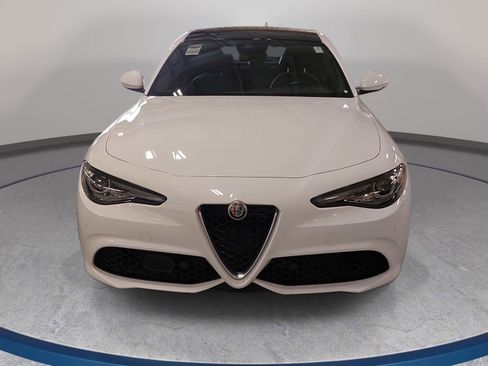 Used 2023 Alfa Romeo Giulia Ti w/ Active Assist Plus Package RWD image 2