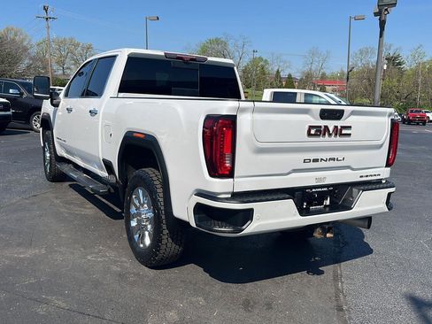Used 2020 GMC Sierra 2500 Denali w/ Denali Ultimate Package AWD/4WD image 3
