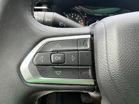 Used 2024 Jeep Compass Latitude AWD/4WD image 24
