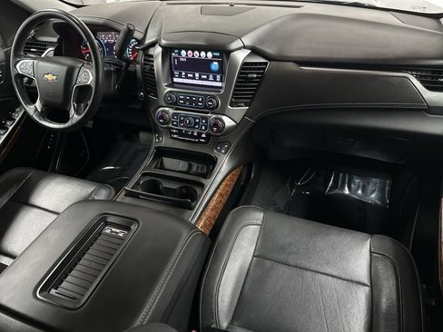 Used 2020 Chevrolet Tahoe Premier w/ 6.2L Performance Package image 12