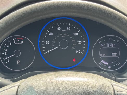 Used 2020 Honda HR-V LX image 14
