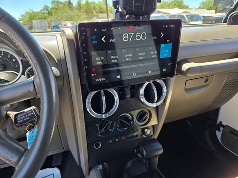 Used 2008 Jeep Wrangler Rubicon w/ PWR Convenience Group AWD/4WD image 33