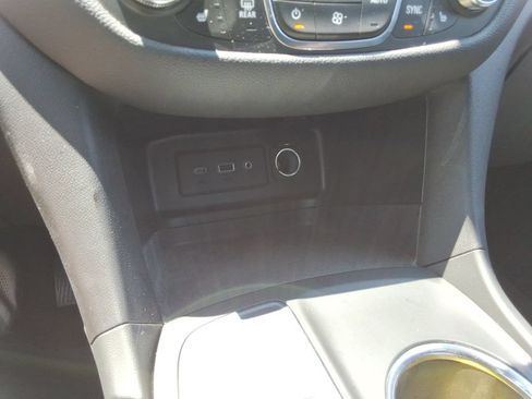 Certified 2020 Chevrolet Equinox LT FWD image 29