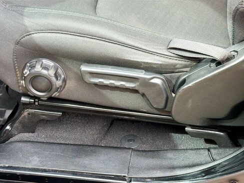 Used 2021 Jeep Wrangler Unlimited Sport S image 25