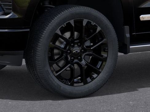 New 2026 Chevrolet Silverado 1500 High Country AWD/4WD image 9