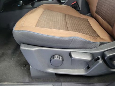 Used 2023 Ford Bronco Outer Banks image 17