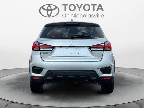 Used 2025 Mitsubishi Outlander Sport ES AWD/4WD image 4