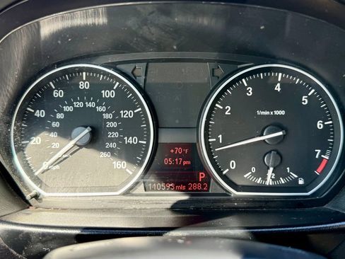 Used 2011 BMW 128i Convertible RWD image 29