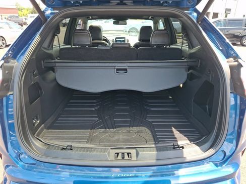 Used 2023 Ford Edge ST-Line w/ Cargo Accessory Package AWD/4WD image 30