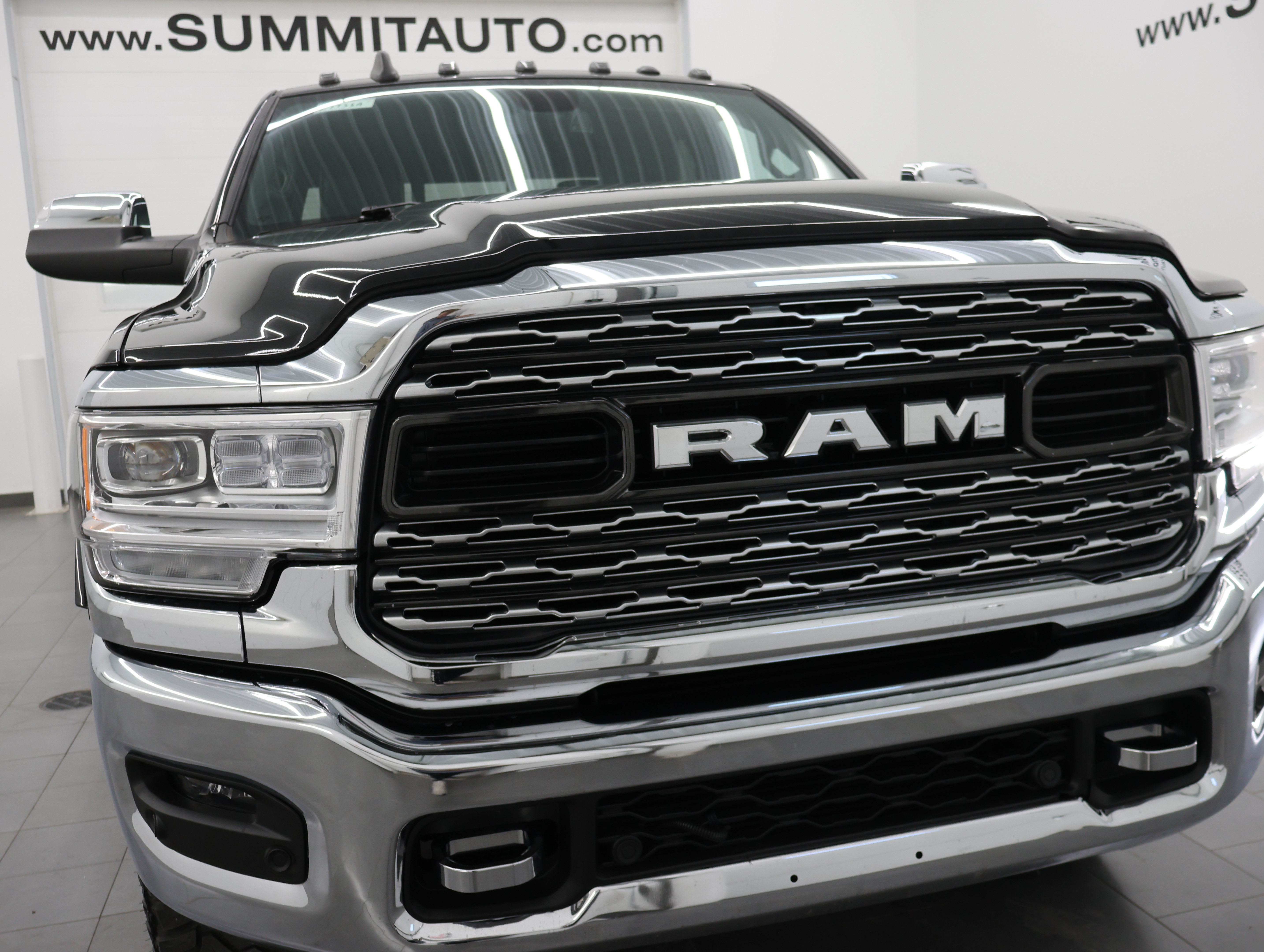 Used 2021 RAM 3500 Limited AWD/4WD image 22