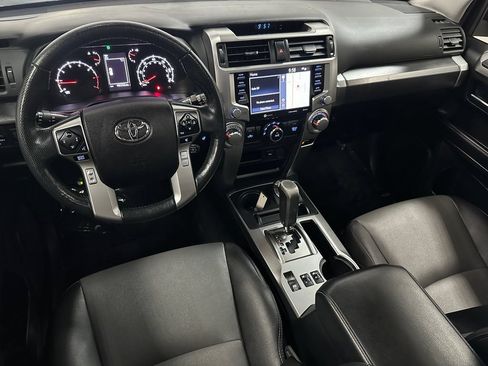 Used 2023 Toyota 4Runner SR5 Premium w/ Moonroof Package AWD/4WD image 13