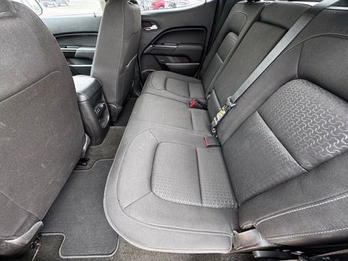Used 2016 GMC Canyon SLE w/ SLE Convenience Package AWD/4WD image 9