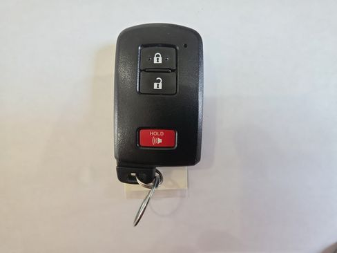Used 2021 Toyota 4Runner Nightshade AWD/4WD image 32