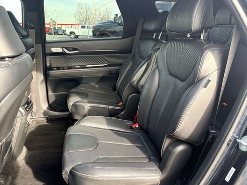 Used 2024 Hyundai Palisade Calligraphy image 10