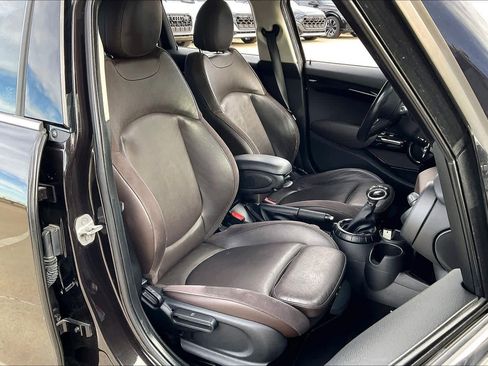 Used 2016 MINI Cooper S image 8