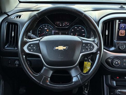 Used 2017 Chevrolet Colorado LT w/ LT Convenience Package AWD/4WD image 19