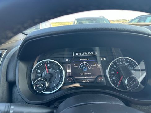 Used 2025 RAM 1500 Big Horn AWD/4WD image 5