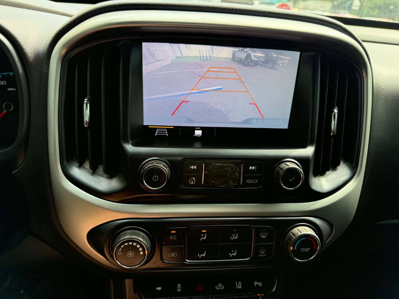 Used 2019 Chevrolet Colorado LT w/ LT Convenience Package RWD image 30