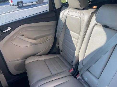 Used 2017 Ford Escape Titanium FWD image 26