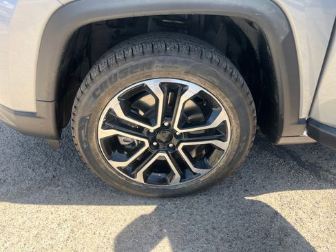Certified 2024 Jeep Compass Limited w/ Sun and Sound Group AWD/4WD image 25