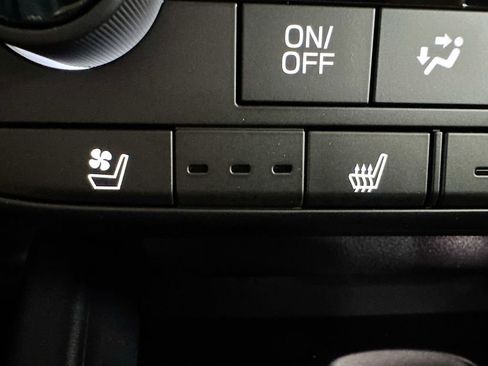 New 2026 Subaru Outback Touring AWD/4WD image 19