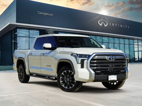 Used 2024 Toyota Tundra Limited image 1
