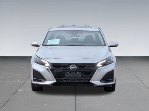 Used 2023 Nissan Altima 2.5 SL AWD/4WD image 9