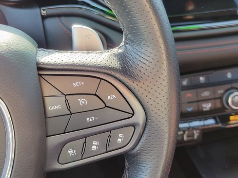 Used 2024 Dodge Durango GT AWD/4WD image 12