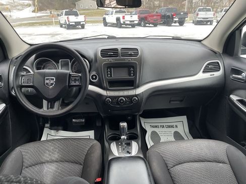 Used 2015 Dodge Journey SXT w/ Flexible Seating Group image 22