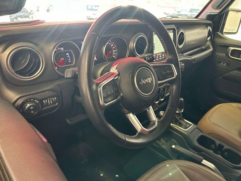 Used 2022 Jeep Gladiator Rubicon AWD/4WD image 16