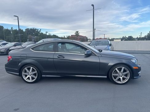 Used 2013 Mercedes-Benz C 250 Coupe image 4