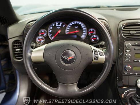 Used 2011 Chevrolet Corvette Grand Sport RWD image 40