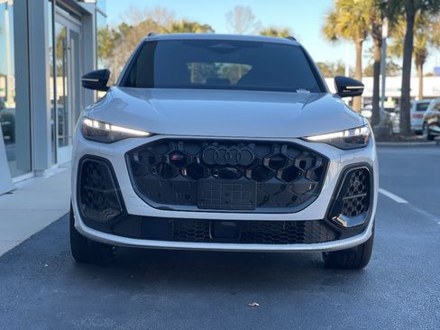 New 2025 Audi SQ5 Premium Plus image 2