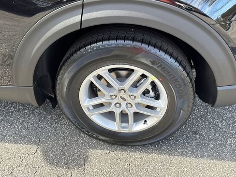 New 2026 Ford Explorer Active image 21