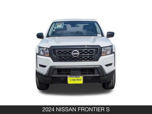 Used 2024 Nissan Frontier S w/ Technology Package RWD image 4