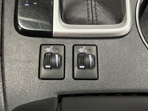 Used 2015 Toyota Highlander XLE image 8