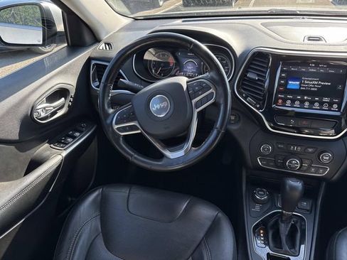 Used 2020 Jeep Cherokee Limited image 13