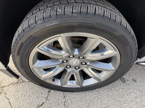 Used 2015 Chevrolet Tahoe LTZ image 16