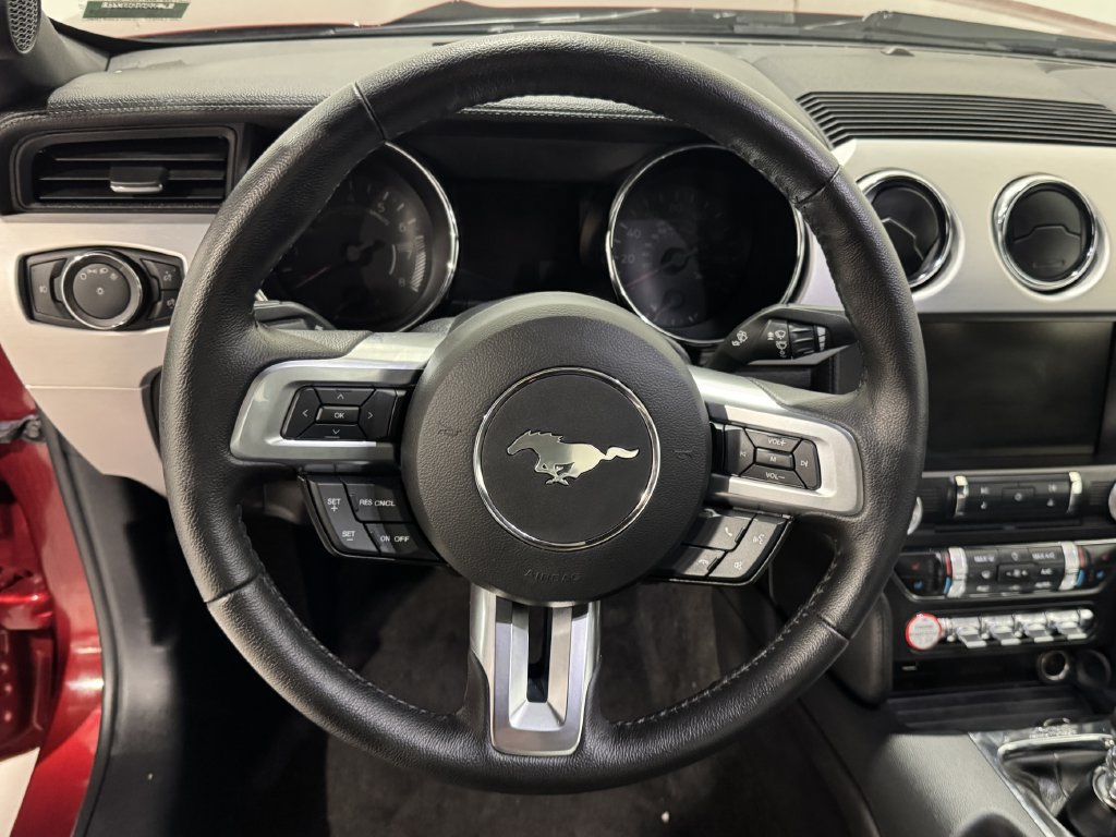 Used 2015 Ford Mustang GT Premium RWD image 5