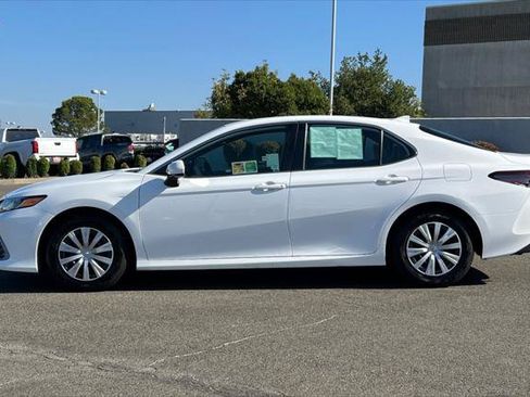 Certified 2023 Toyota Camry LE FWD image 9