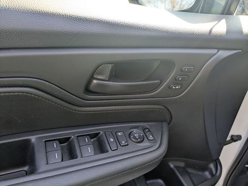 Used 2025 Honda Odyssey Sport-L image 23