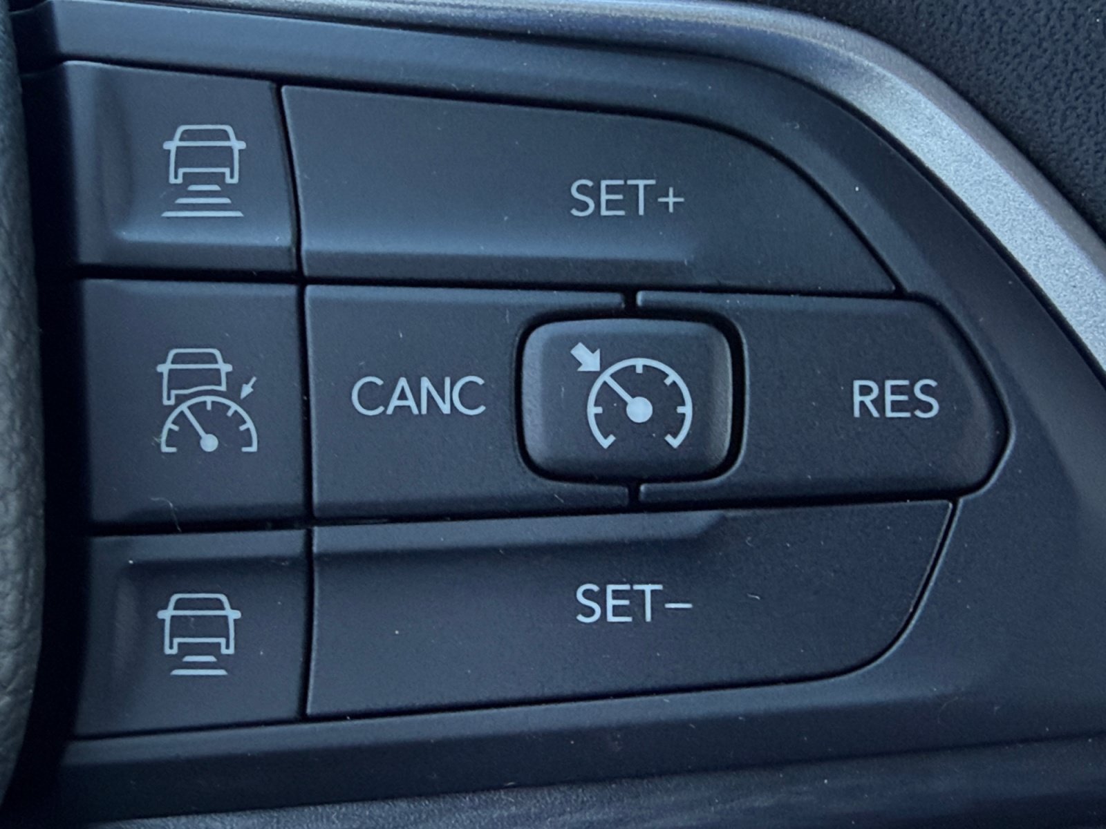 New 2026 Jeep Grand Cherokee Laredo X AWD/4WD image 25