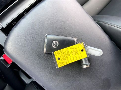 Used 2024 MAZDA MAZDA3 s FWD image 15