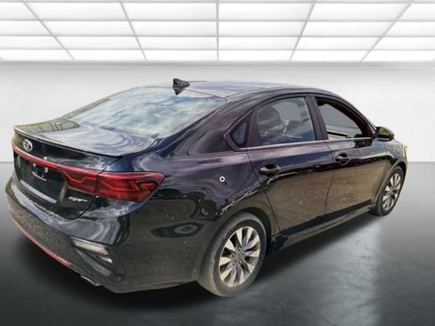 Used 2021 Kia Forte GT FWD image 2