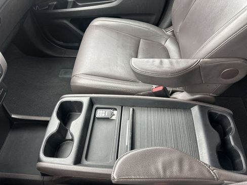 Used 2019 Honda Odyssey Touring image 25