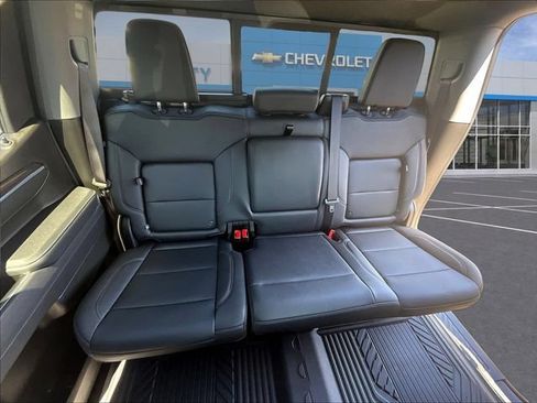 New 2026 Chevrolet Silverado 1500 LT Trail Boss w/ LT Trail Boss Premium Package AWD/4WD image 13