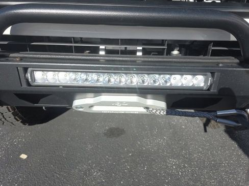 Used 2023 Toyota Tacoma SR image 19